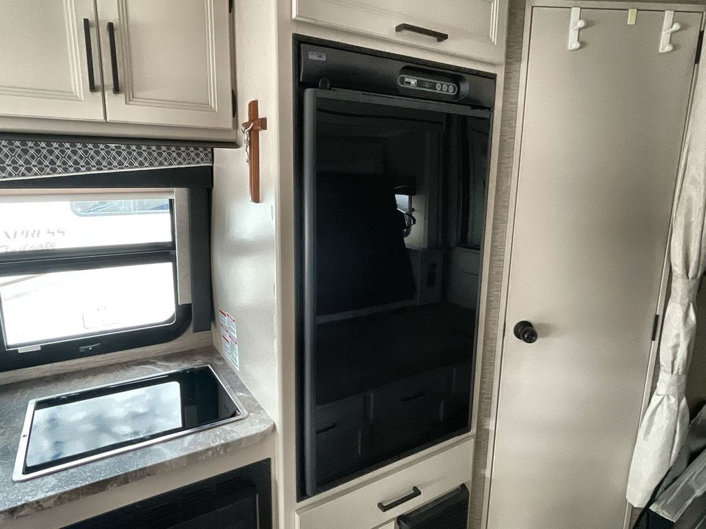 2022 Thor Motor Coach GEMINI 23TW - Image 27