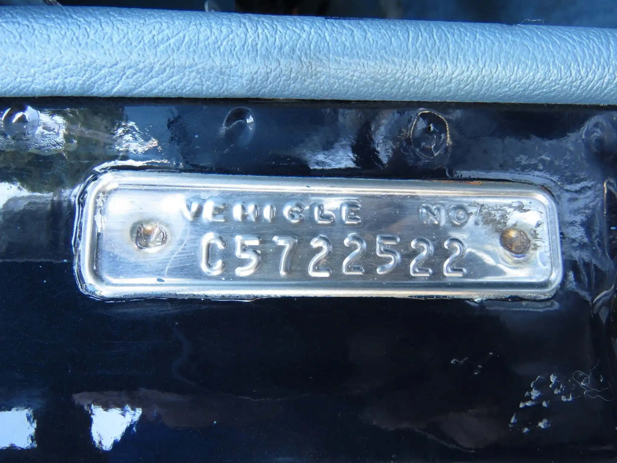 1957 Chrysler Imperial Crown - Image 8