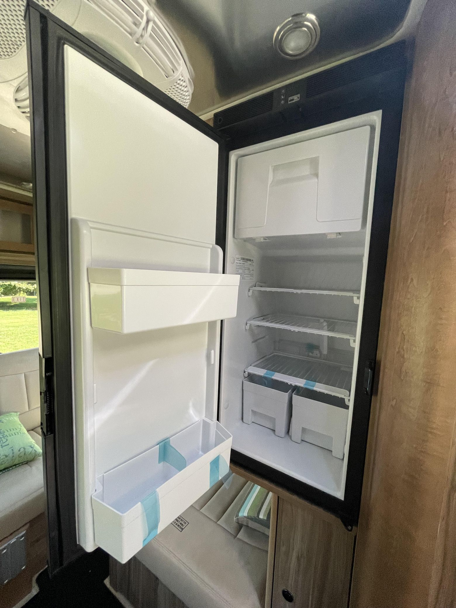 2020 Airstream Interstate 19 Tommy Bahama Edition 4x4 - Image 210