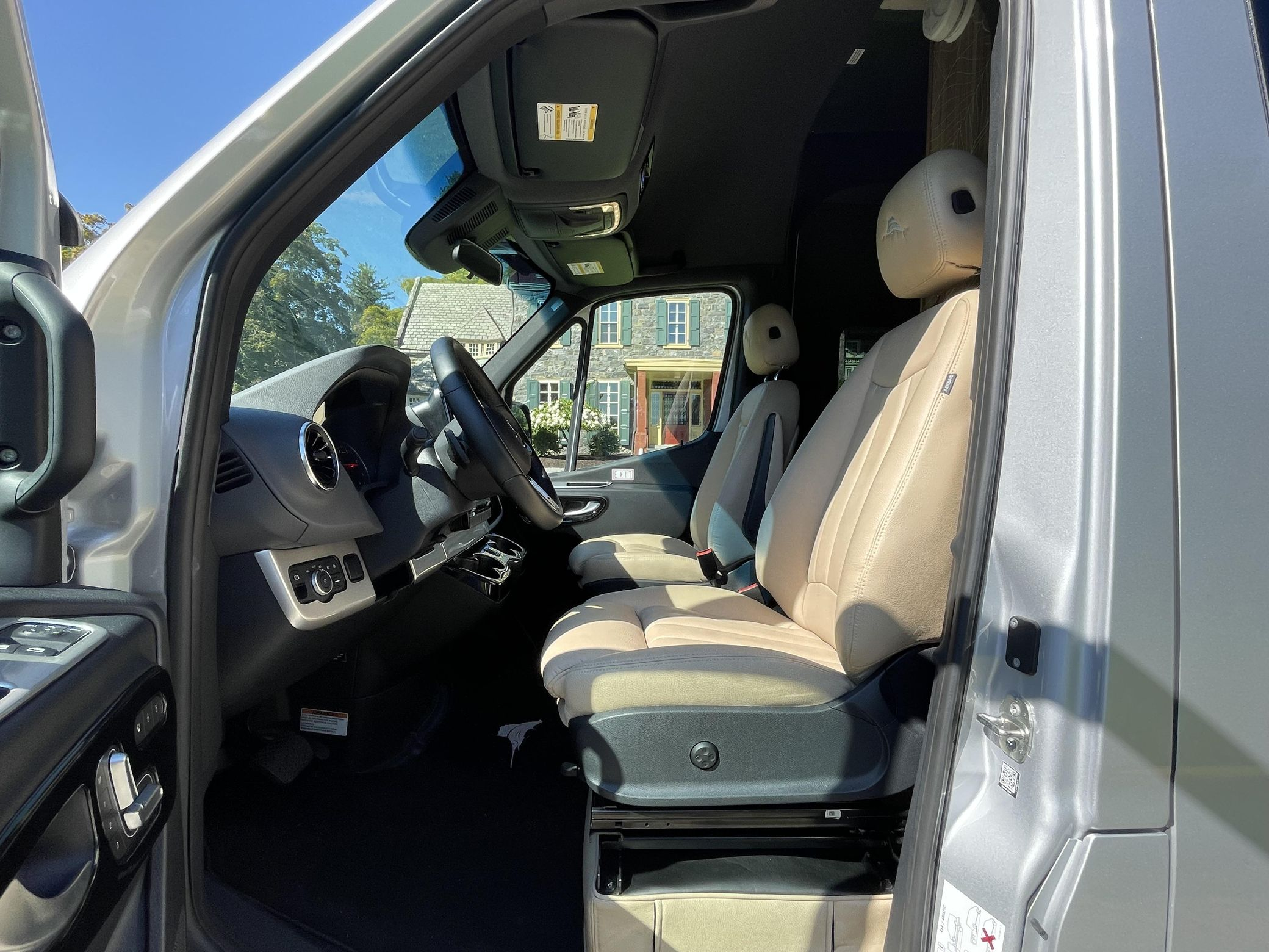 2020 Airstream Interstate 19 Tommy Bahama Edition 4x4 - Image 216