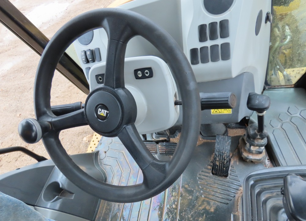 2018 Caterpillar 420F2 - Image 27