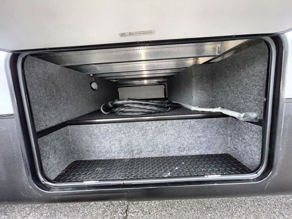 2021 Jayco Seismic 4113 - Image 44