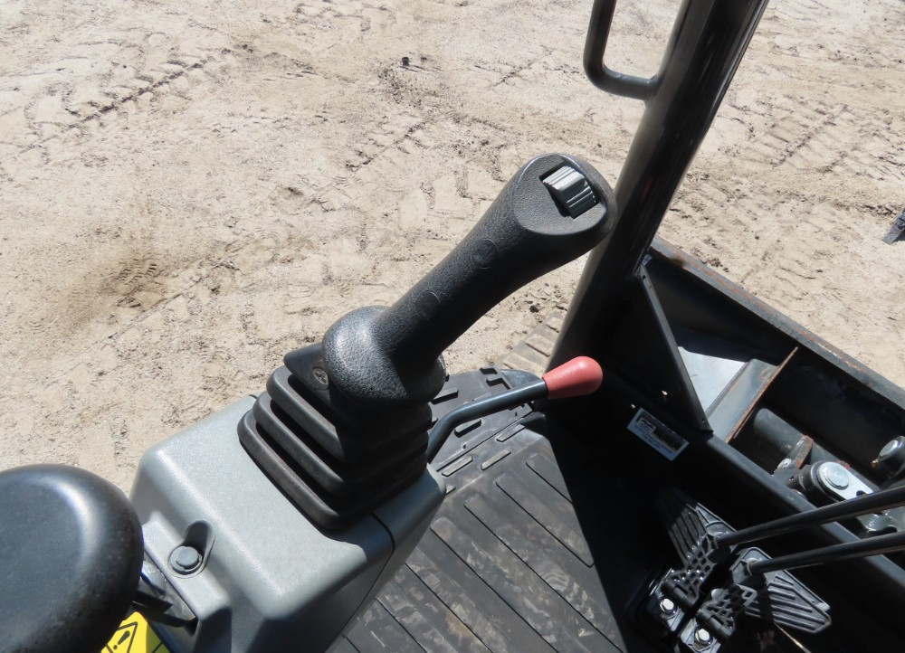 2020 Bobcat E42 - Image 6