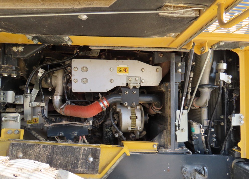 2019 Komatsu WA380-8 - Image 30