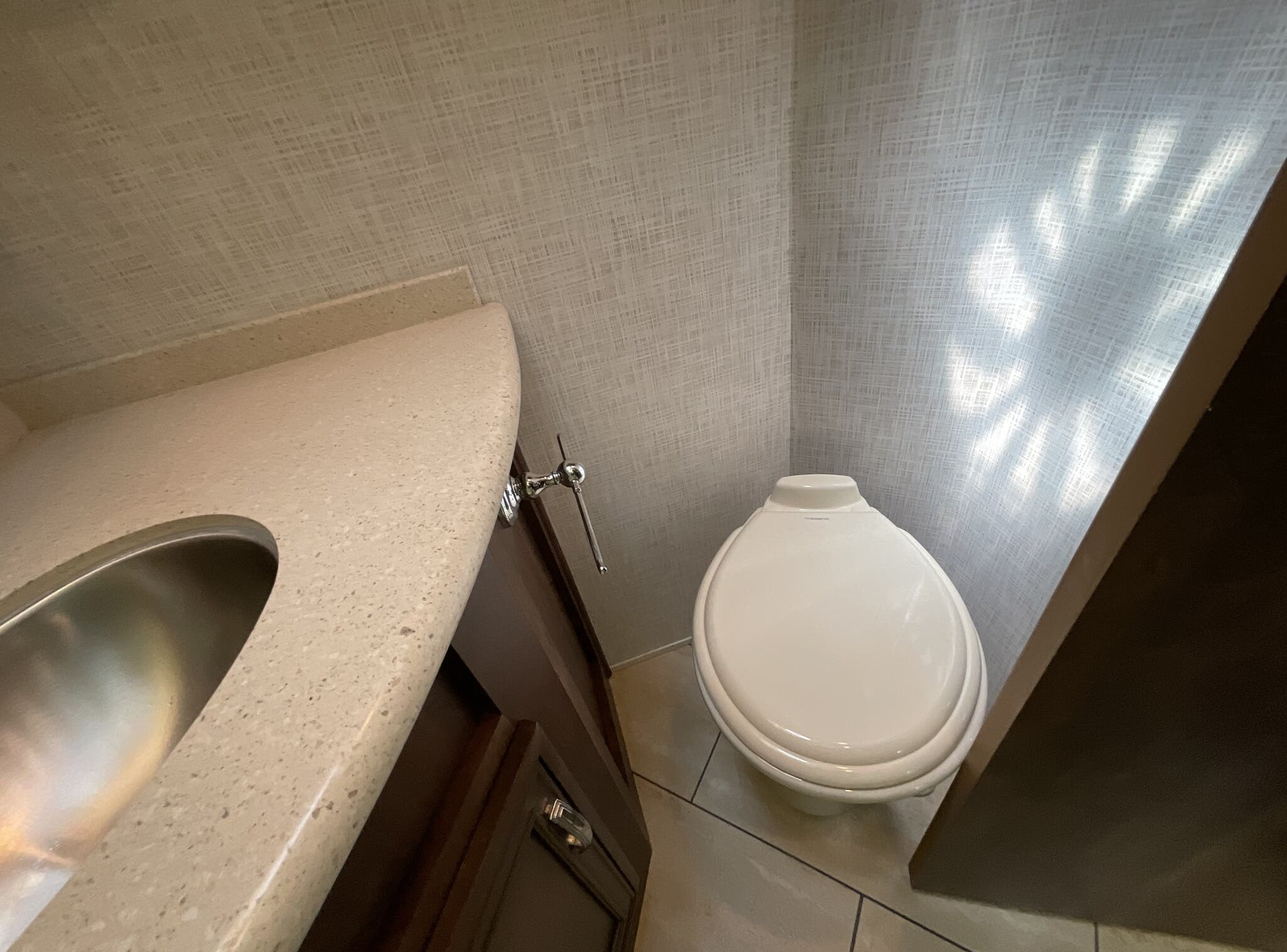 2020 Newmar Bay Star 3124 - Image 23