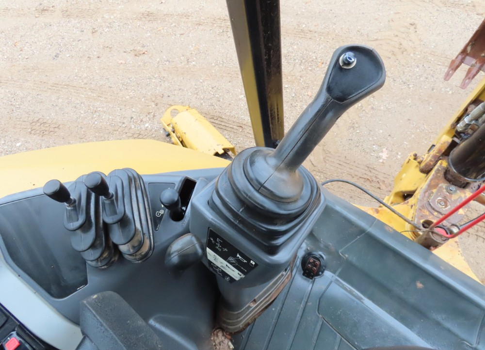 2018 Caterpillar 420F2 - Image 30