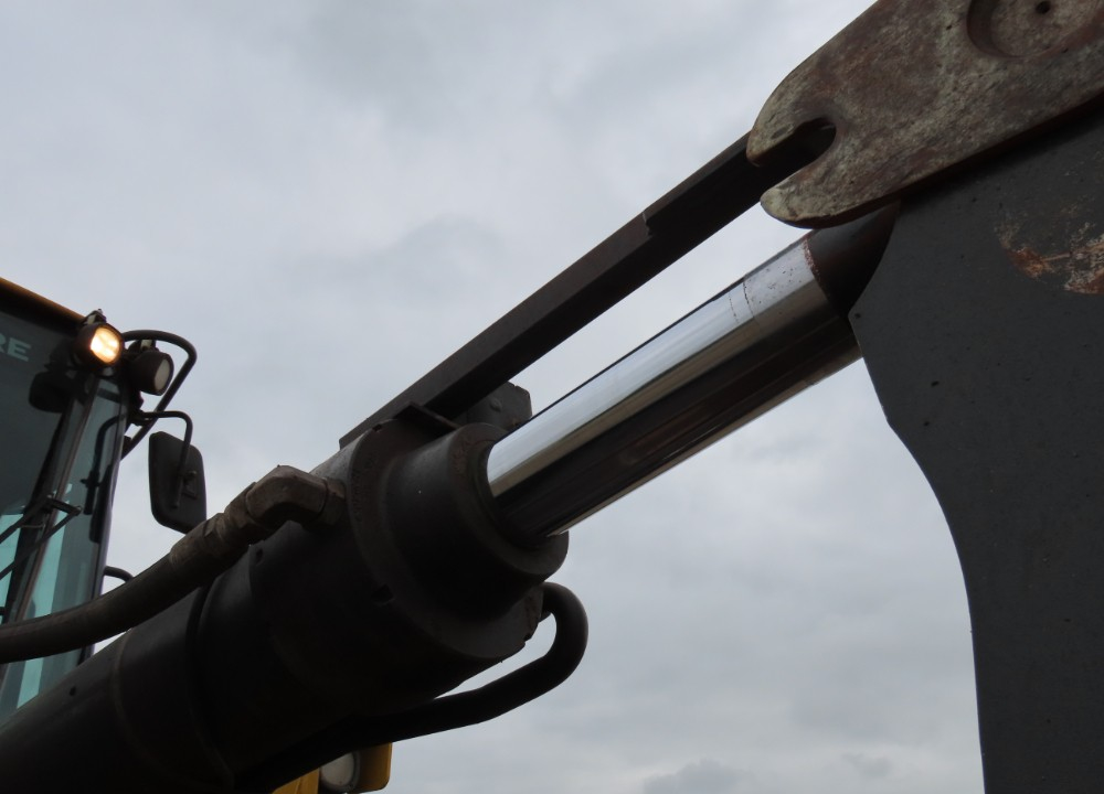 2018 John Deere 644K - Image 33