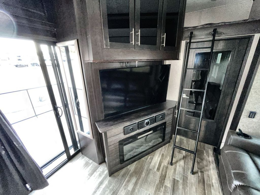 2021 Jayco Seismic 4113 - Image 48