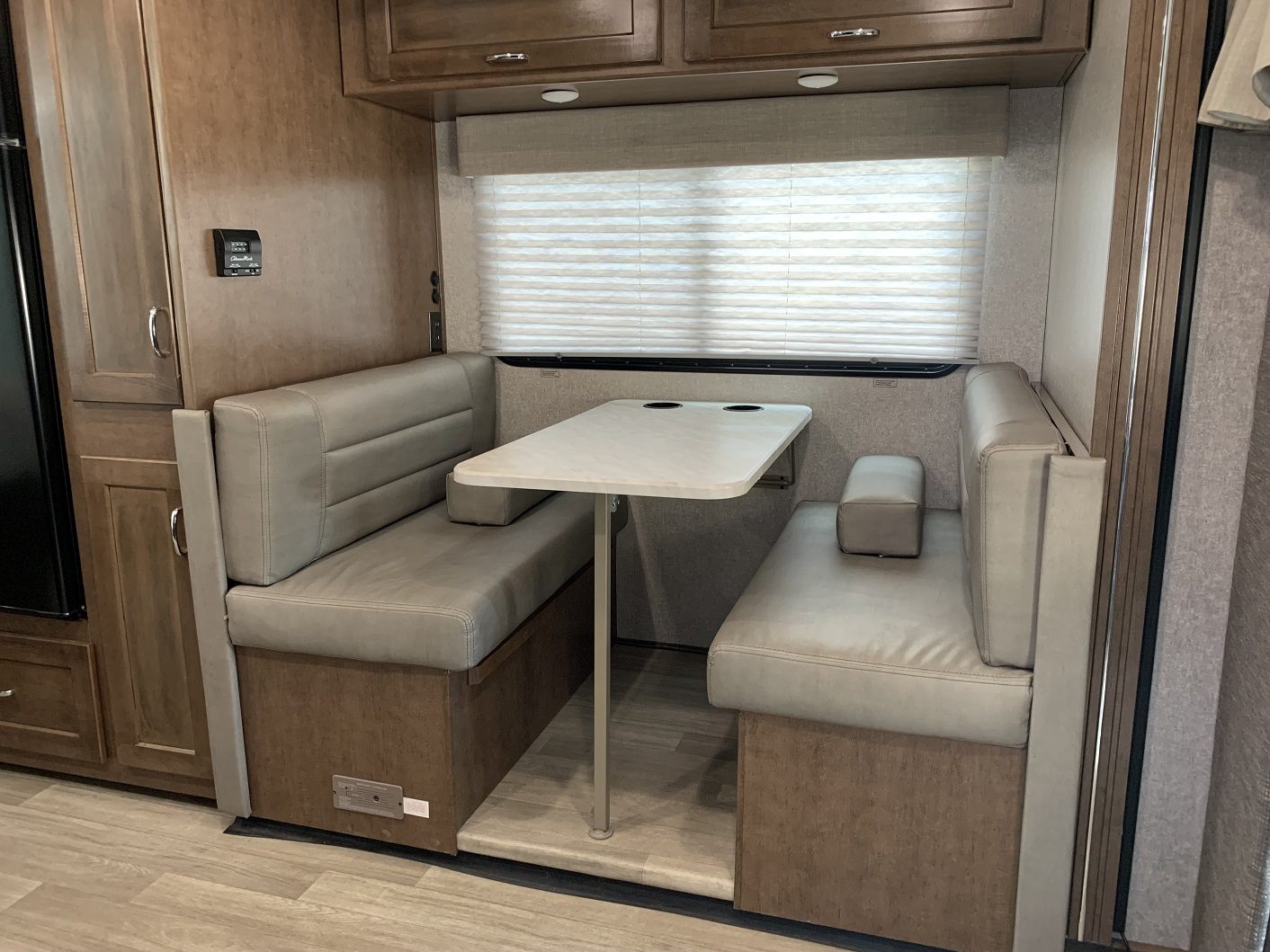 2020 Winnebago VITA 24P - Image 30