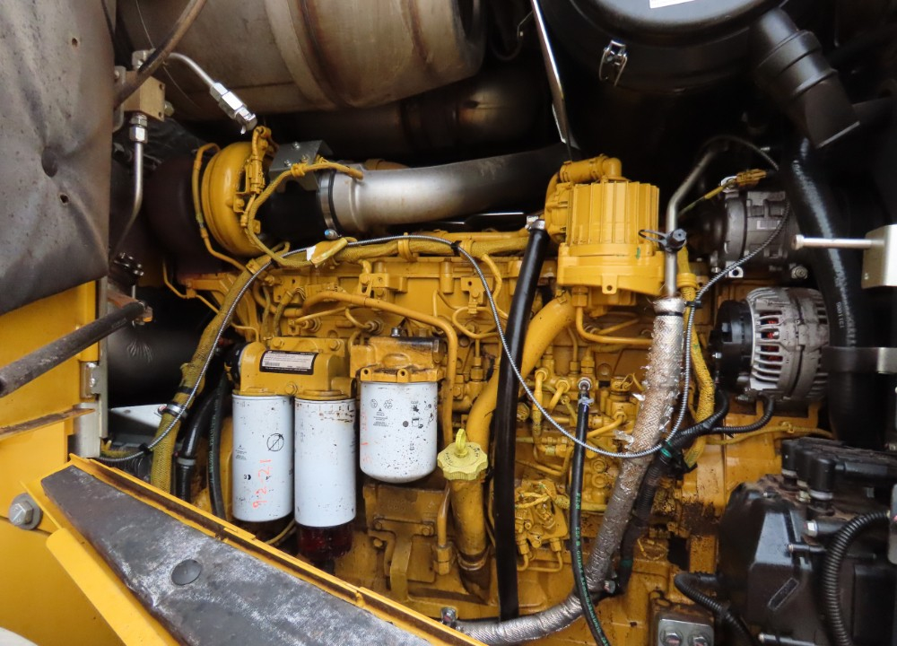 2018 John Deere 644K - Image 35