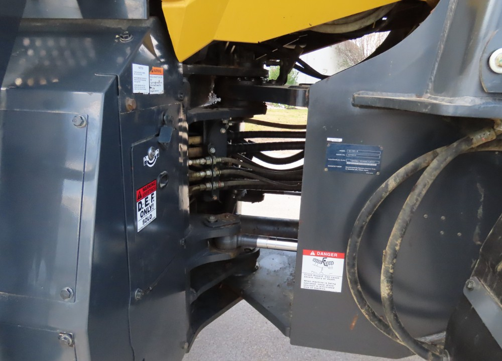 2019 Komatsu WA380-8 - Image 35