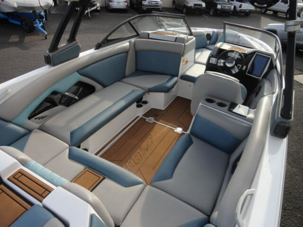 2020 Tige R23 - Image 6