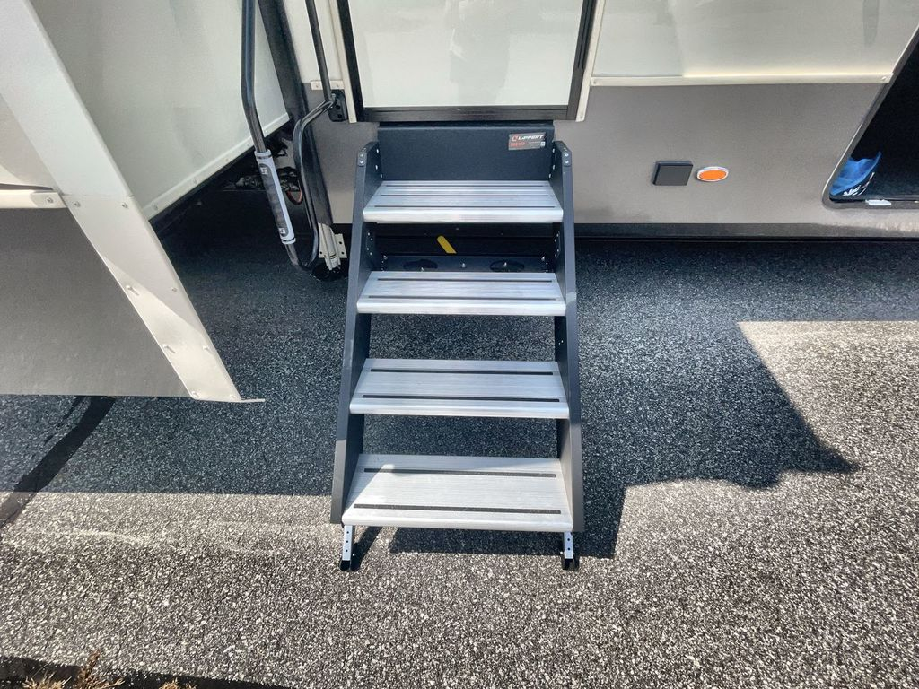 2022 Vanleigh Vilano 385RD - Image 35