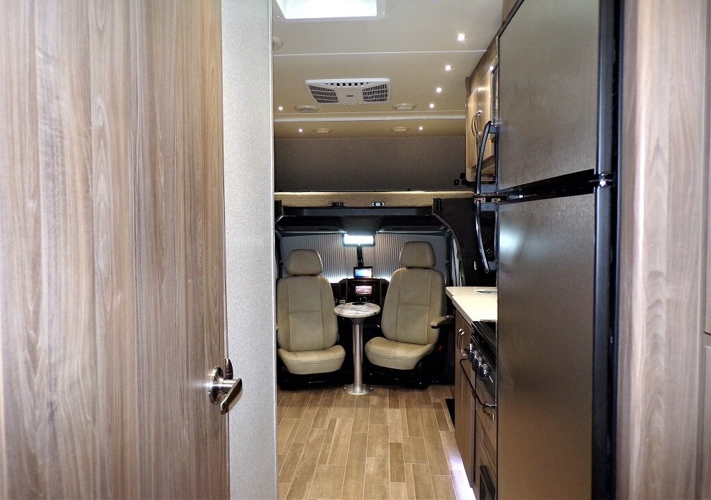 2020 Dynamax Isata 3 Series 24RW - Image 39