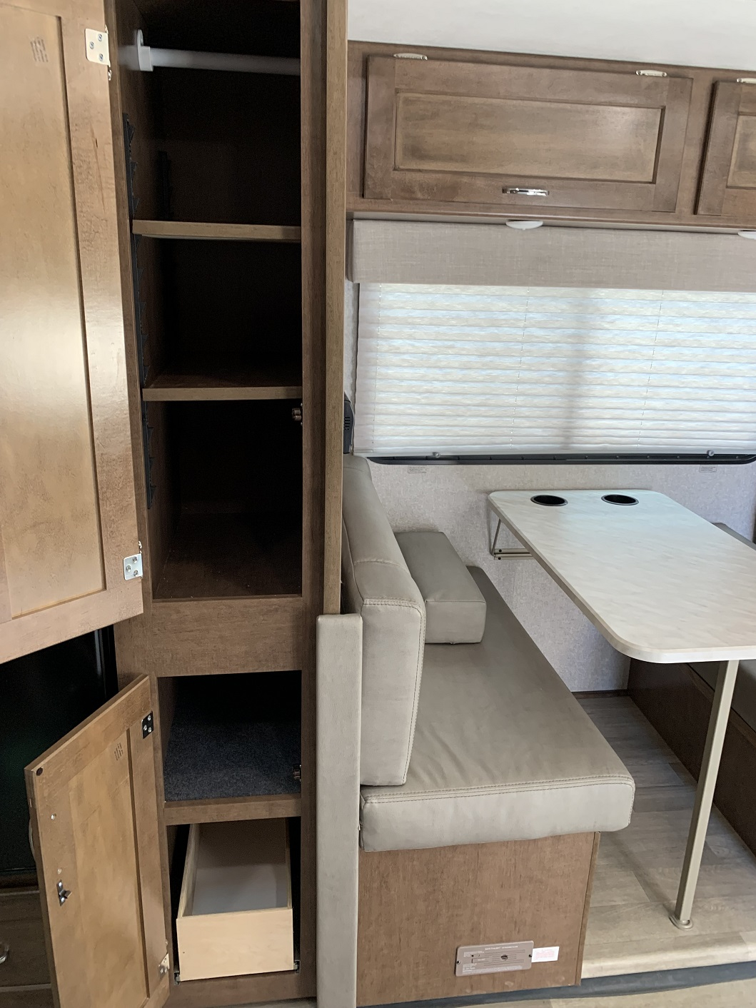 2020 Winnebago VITA 24P - Image 37