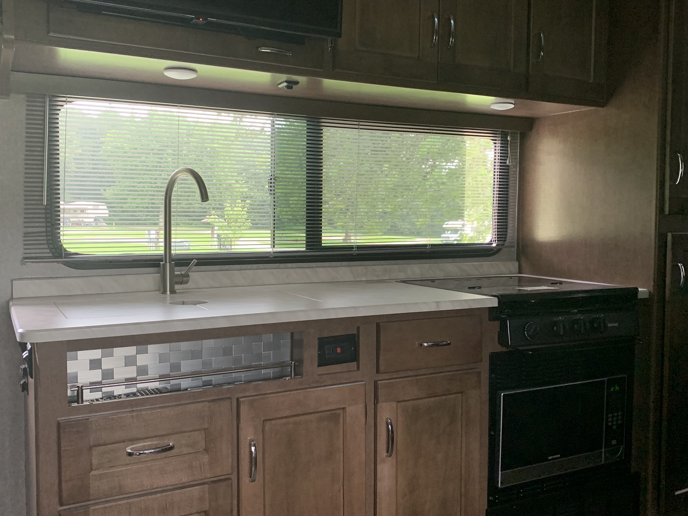 2020 Winnebago VITA 24P - Image 42