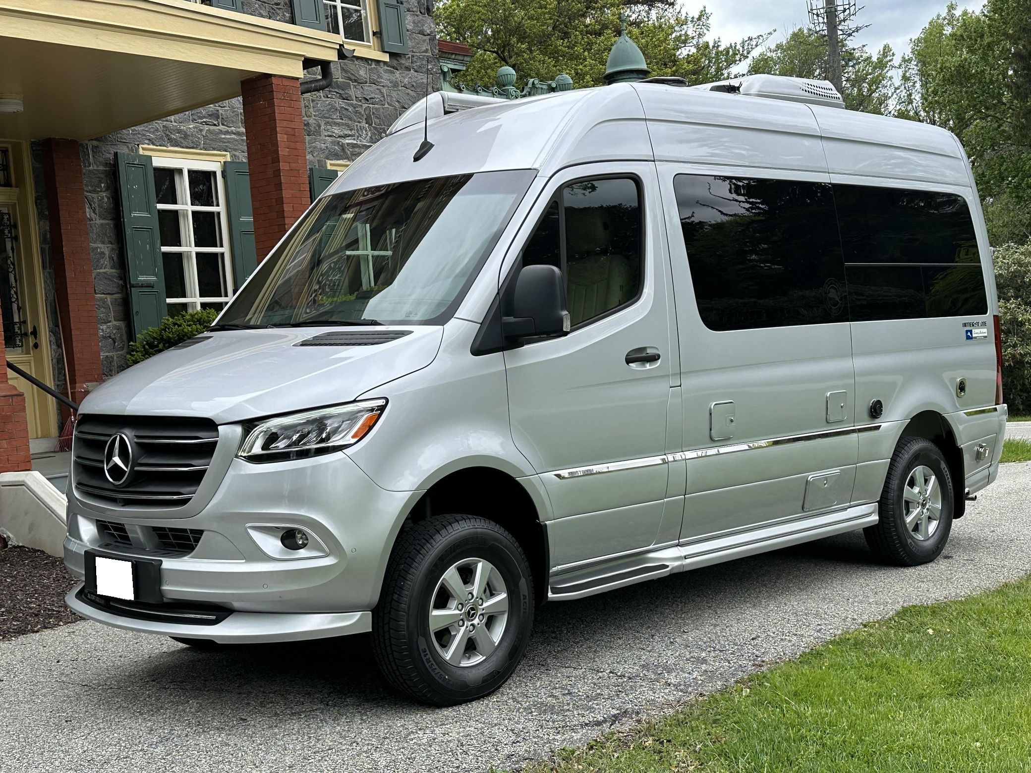 2020 Airstream Interstate 19 Tommy Bahama Edition 4x4 - Image 46