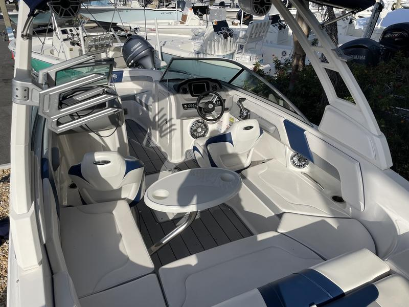2021 Chaparral 23 Surf - Image 39