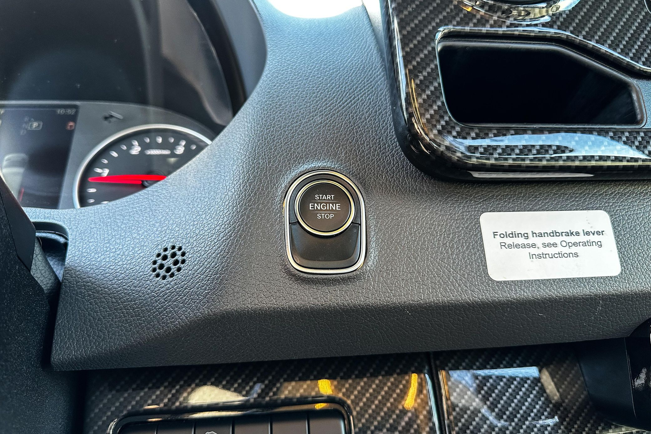 2020 Winnebago Revel 4x4 - Image 39