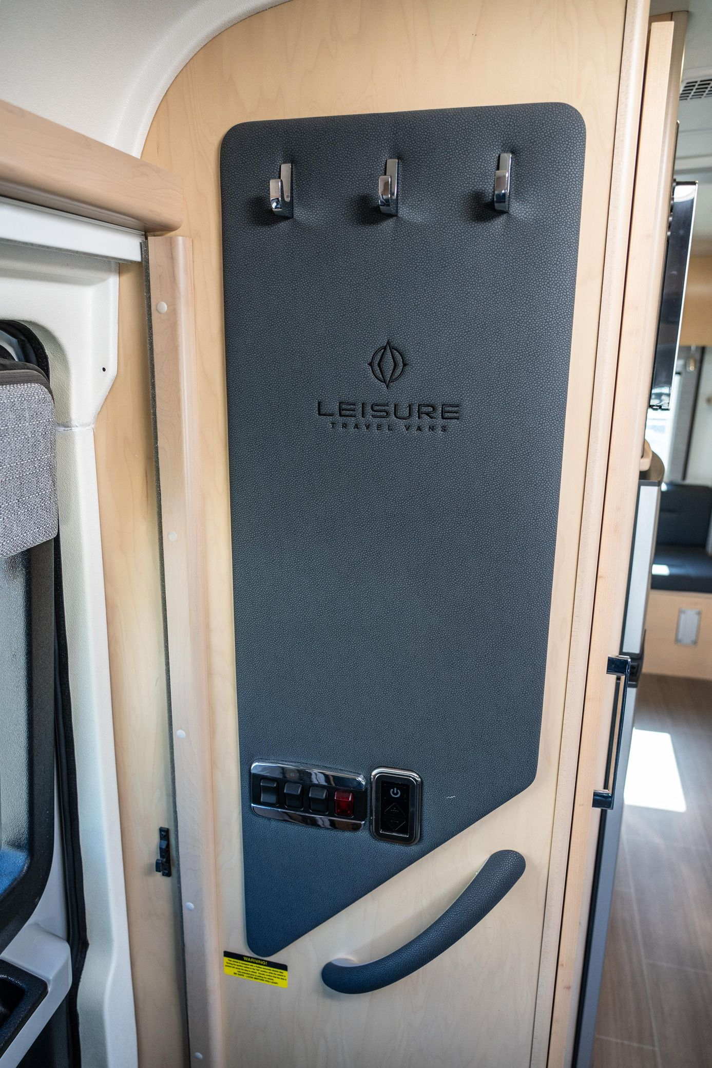 2019 Leisure Travel Serenity S24 CB - Image 53