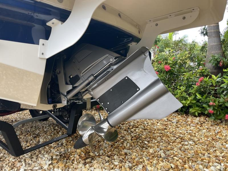 2021 Chaparral 23 Surf - Image 44