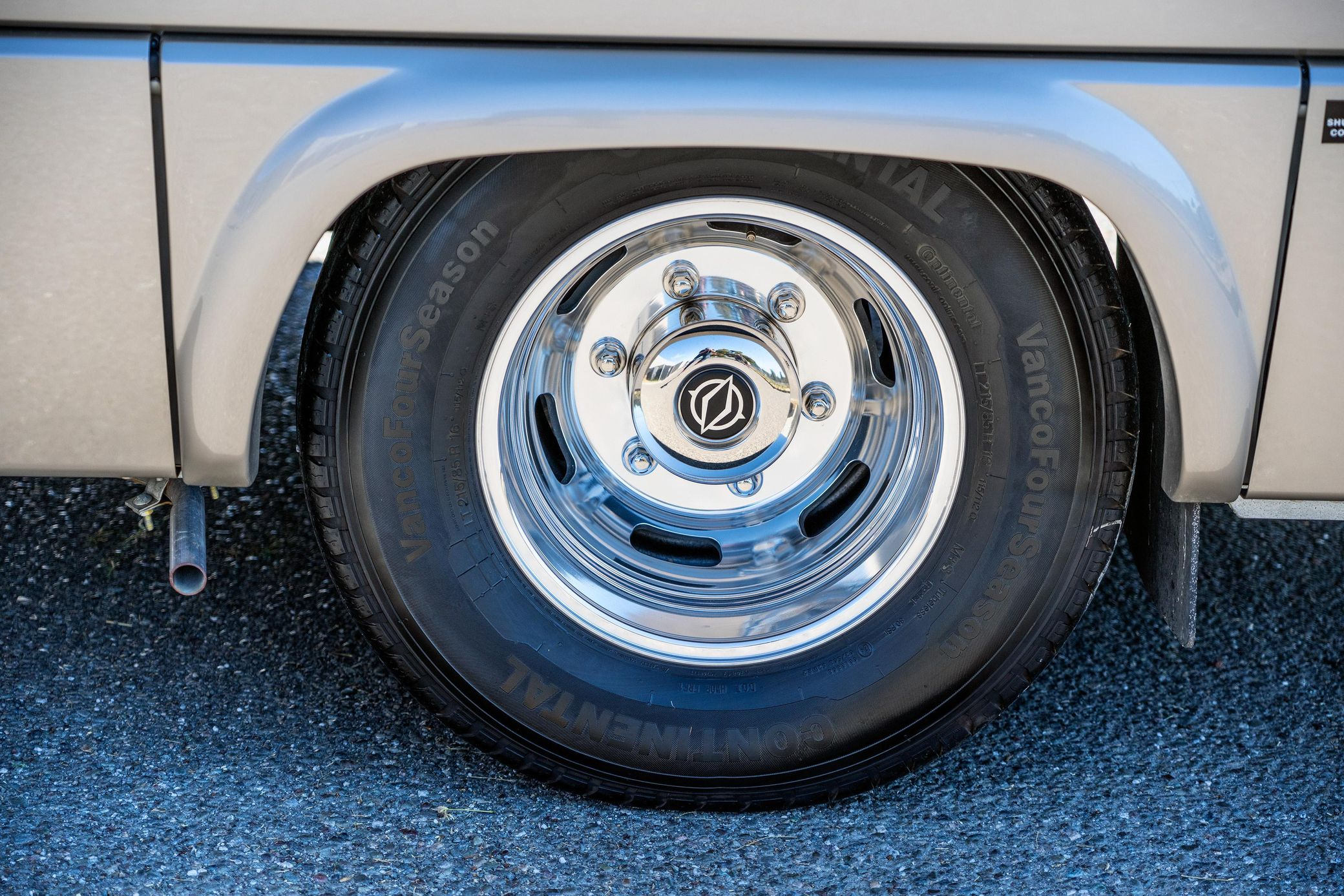 2019 Leisure Travel Serenity S24 CB - Image 56