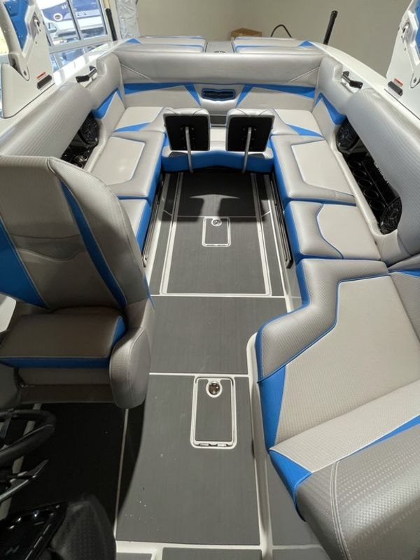 2021 Centurion Vi24 - Image 58