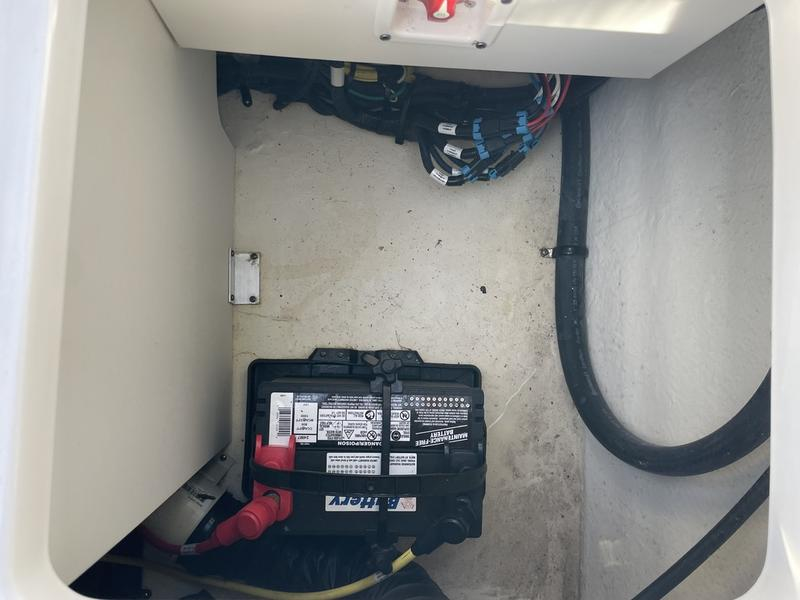 2021 Chaparral 23 Surf - Image 49