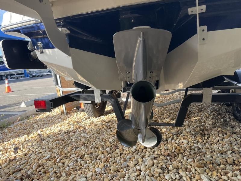 2021 Chaparral 23 Surf - Image 51