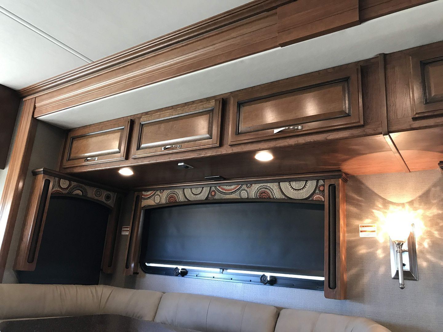 2017 Fleetwood Pace Arrow LXE 38B - Image 71