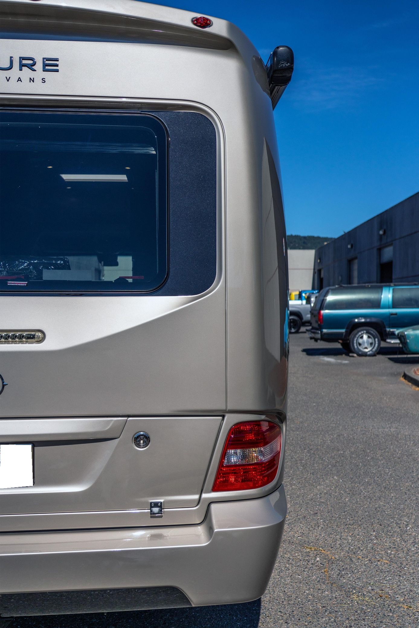2019 Leisure Travel Serenity S24 CB - Image 64