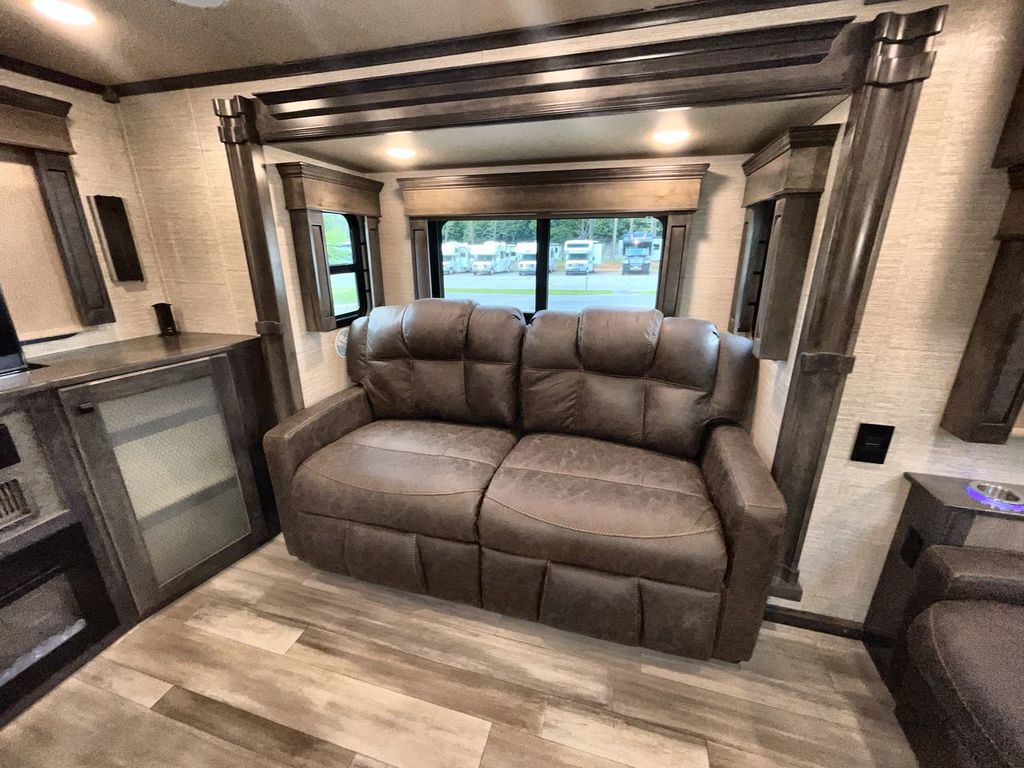 2022 Vanleigh Vilano 385RD - Image 64