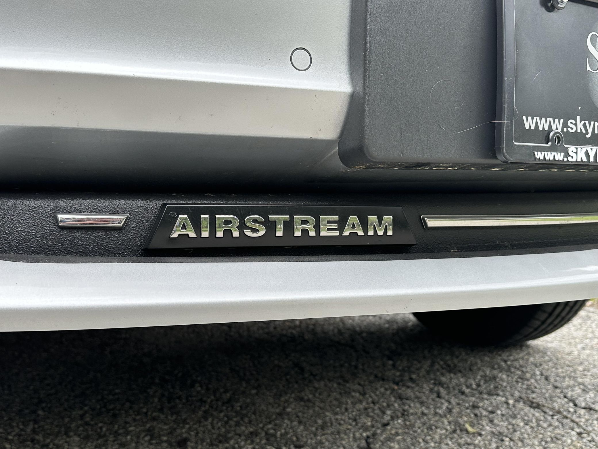 2020 Airstream Interstate 19 Tommy Bahama Edition 4x4 - Image 65