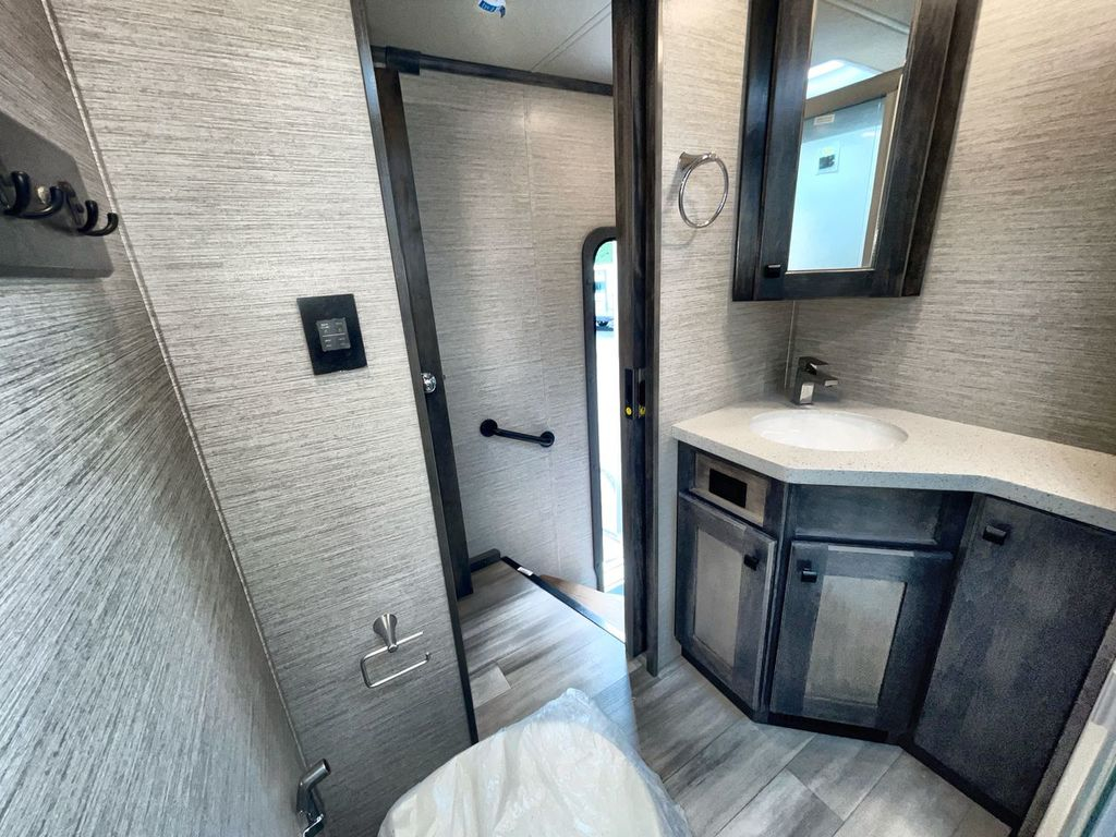 2022 Vanleigh Vilano 385RD - Image 65