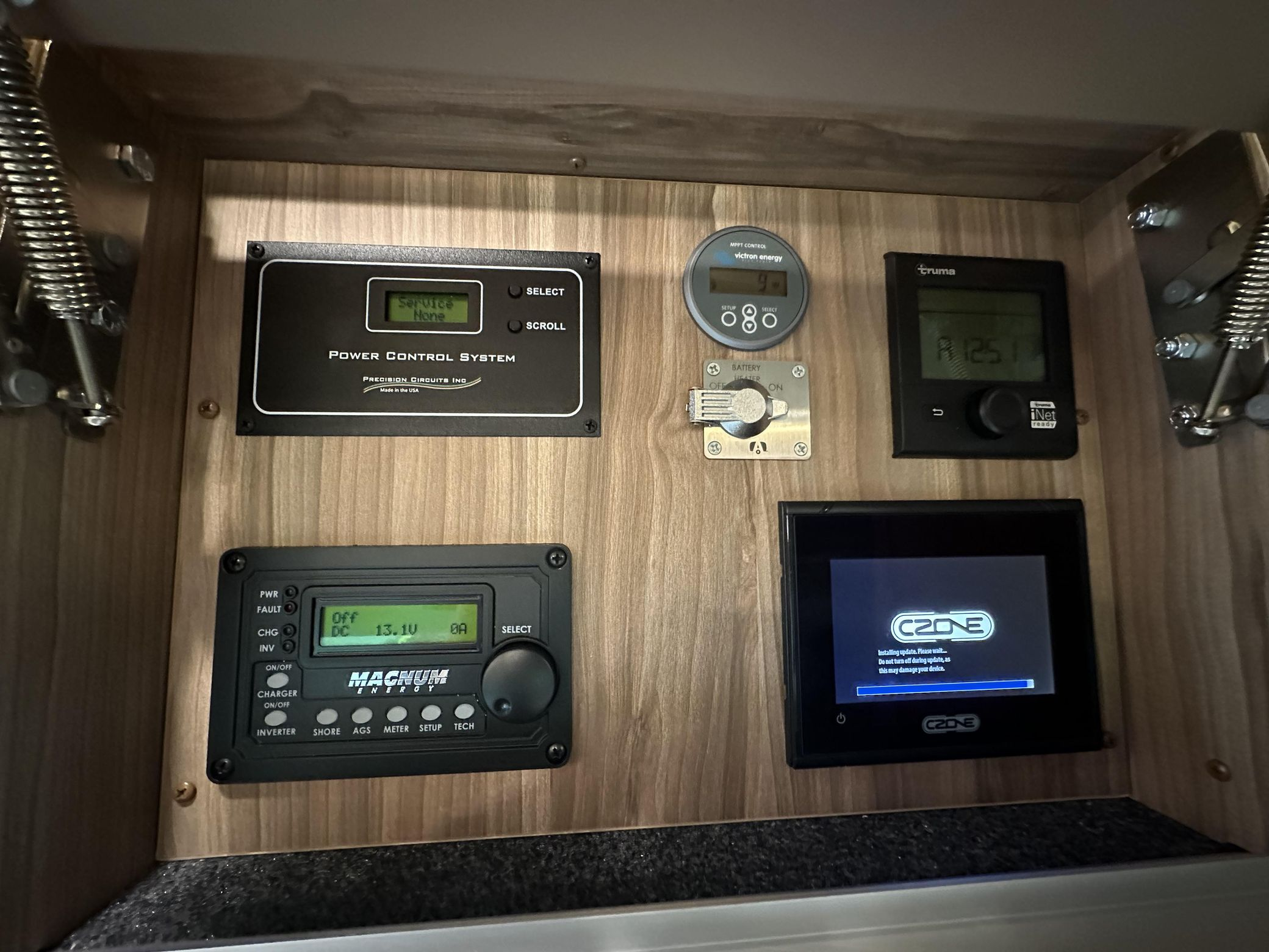 2020 Airstream Interstate 19 Tommy Bahama Edition 4x4 - Image 67