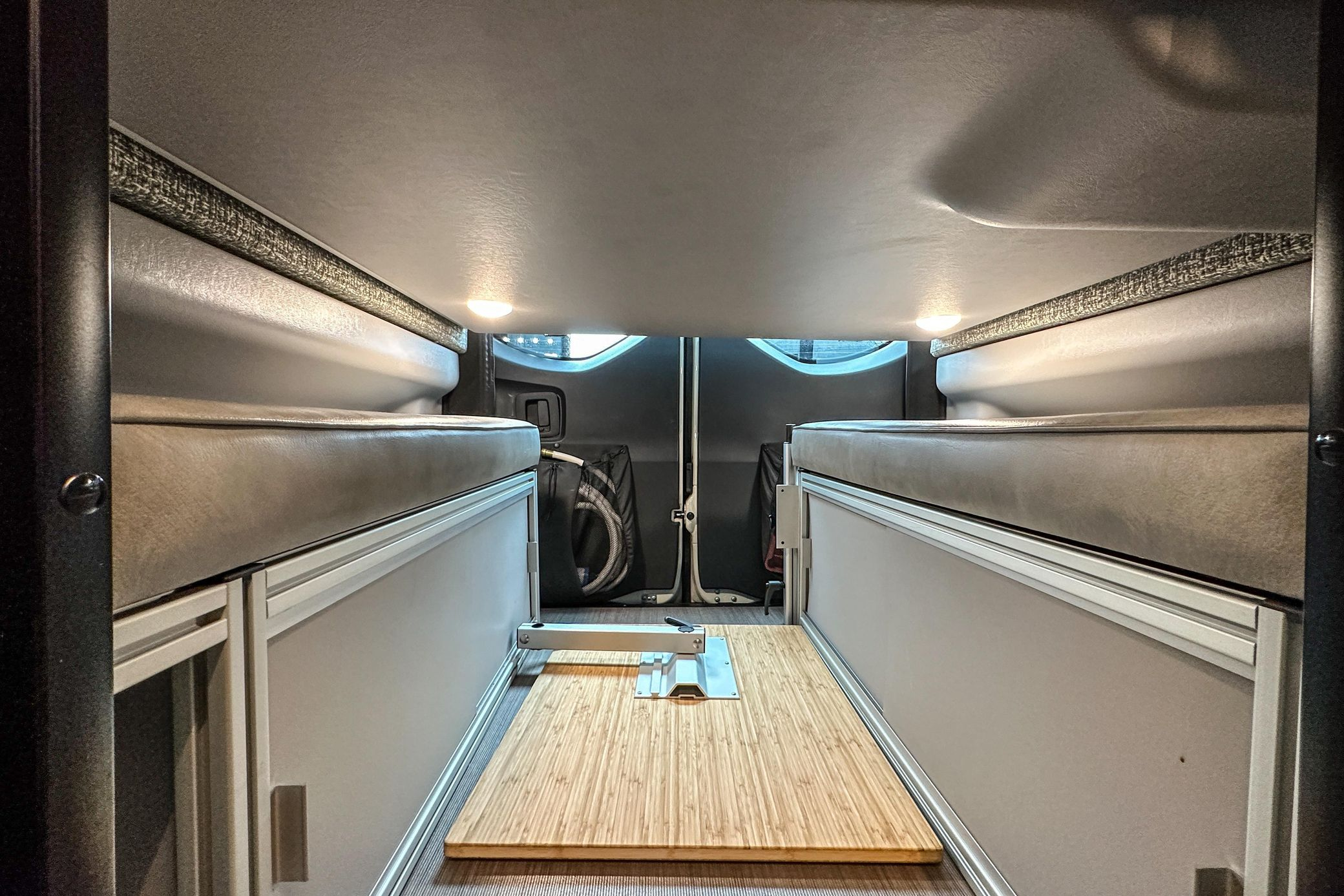 2020 Winnebago Revel 4x4 - Image 60