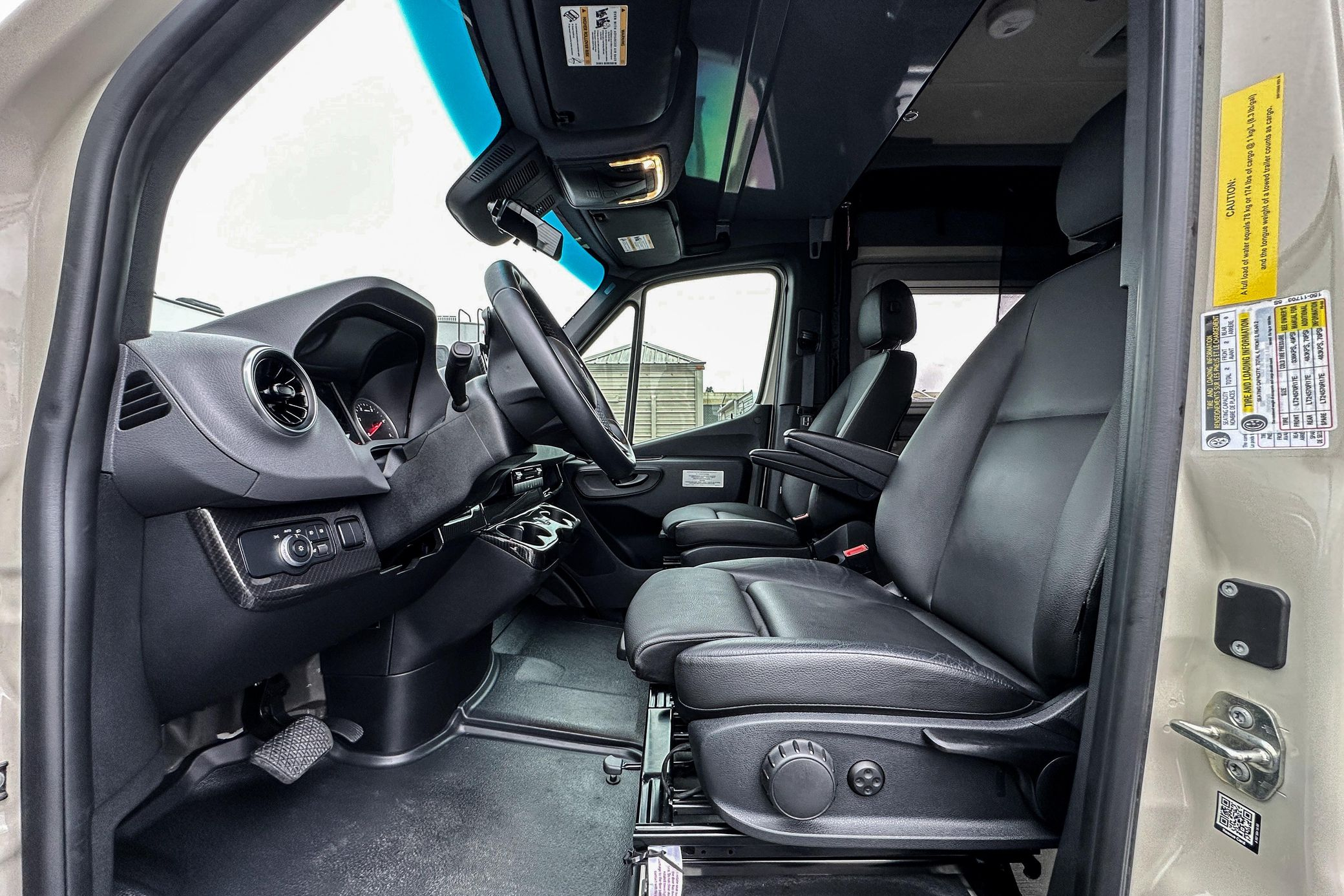 2020 Winnebago Revel 4x4 - Image 61