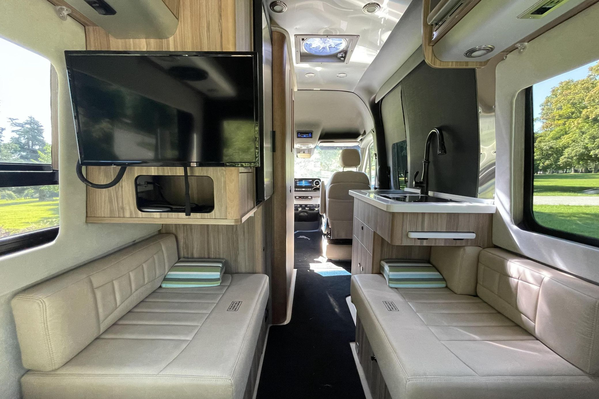 2020 Airstream Interstate 19 Tommy Bahama Edition 4x4 - Image 74