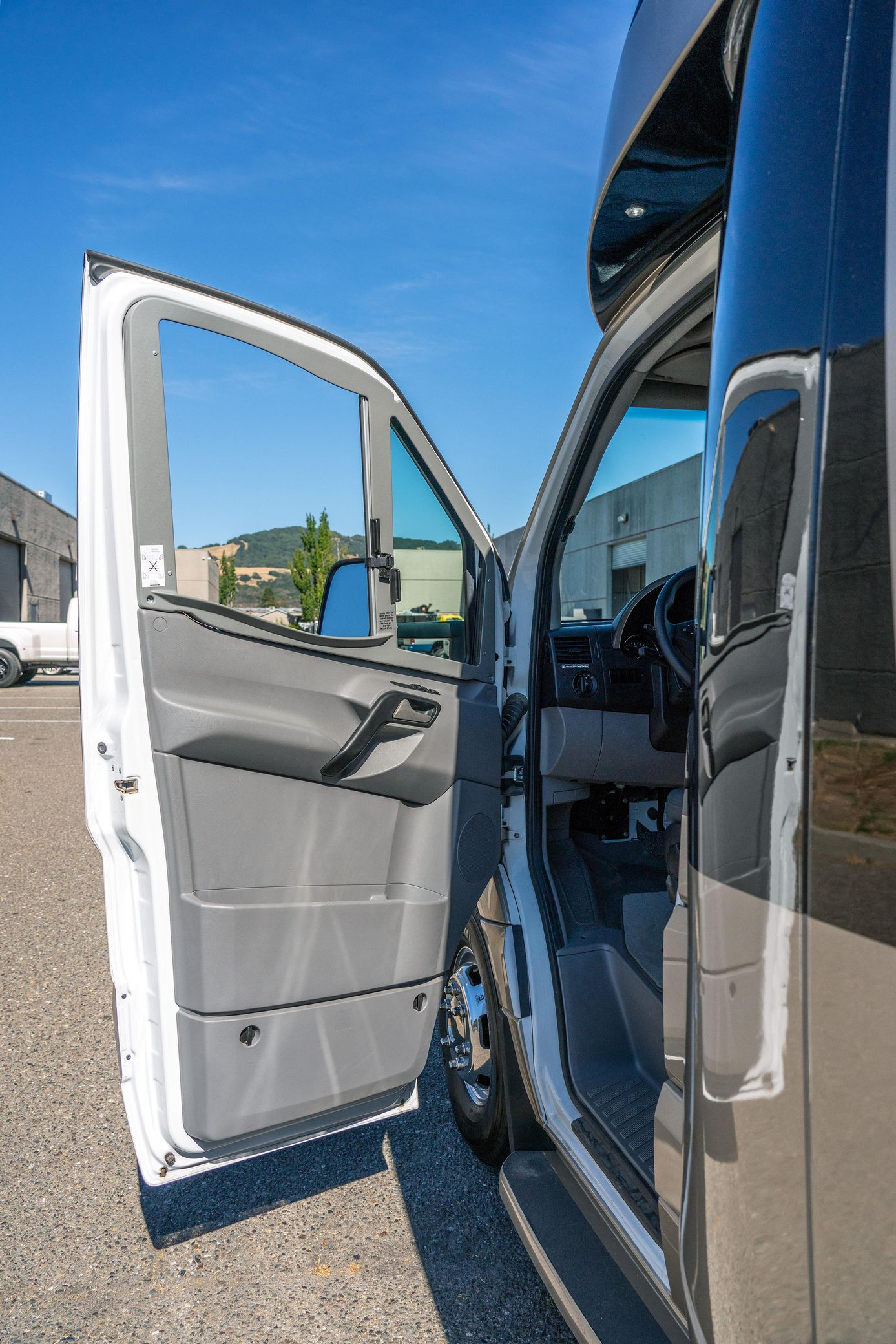 2019 Leisure Travel Serenity S24 CB - Image 76