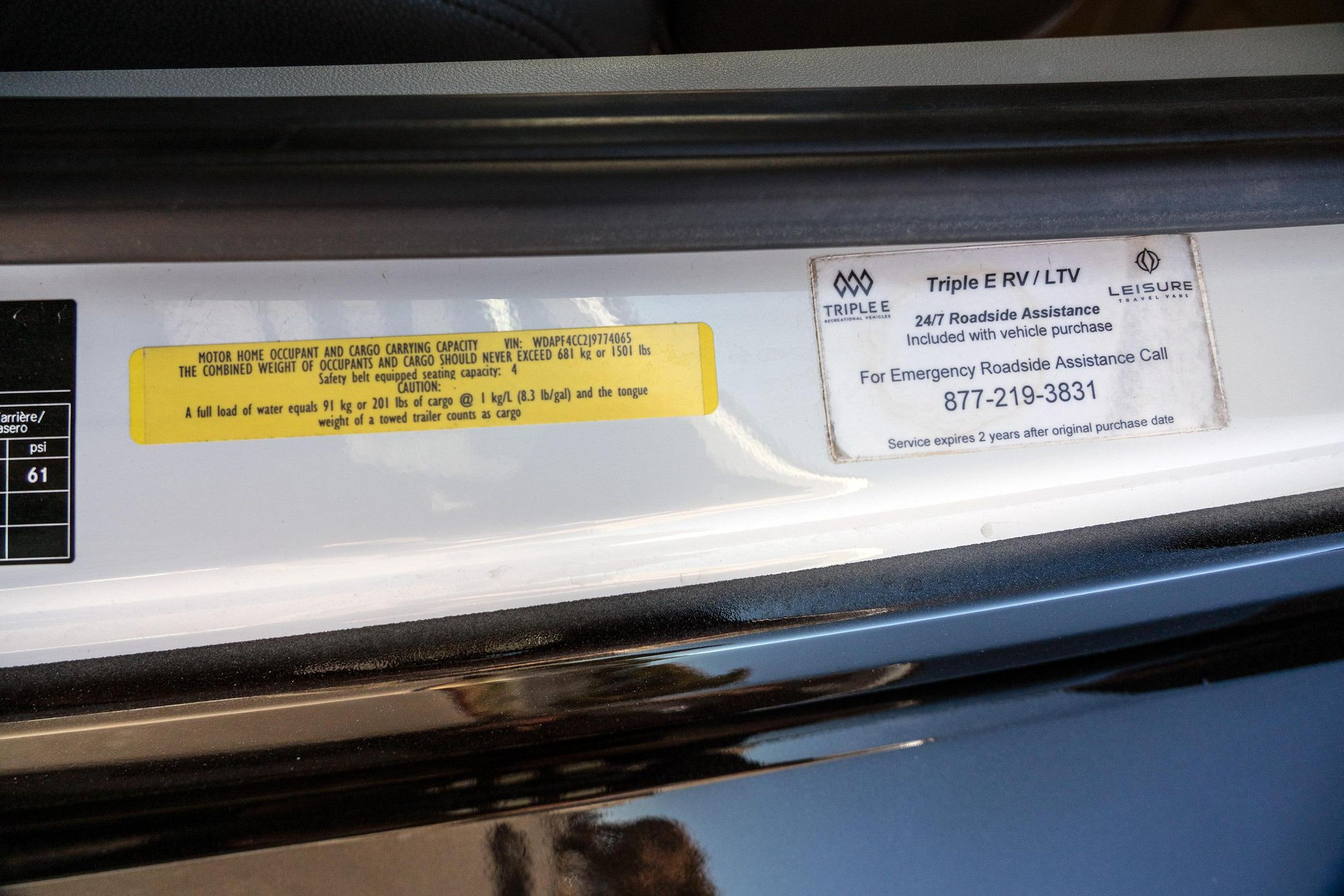 2019 Leisure Travel Serenity S24 CB - Image 9