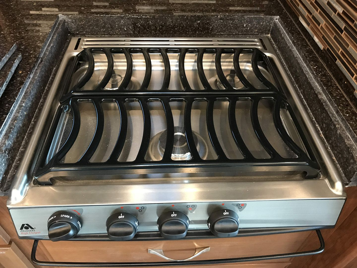 2017 Fleetwood Pace Arrow LXE 38B - Image 6