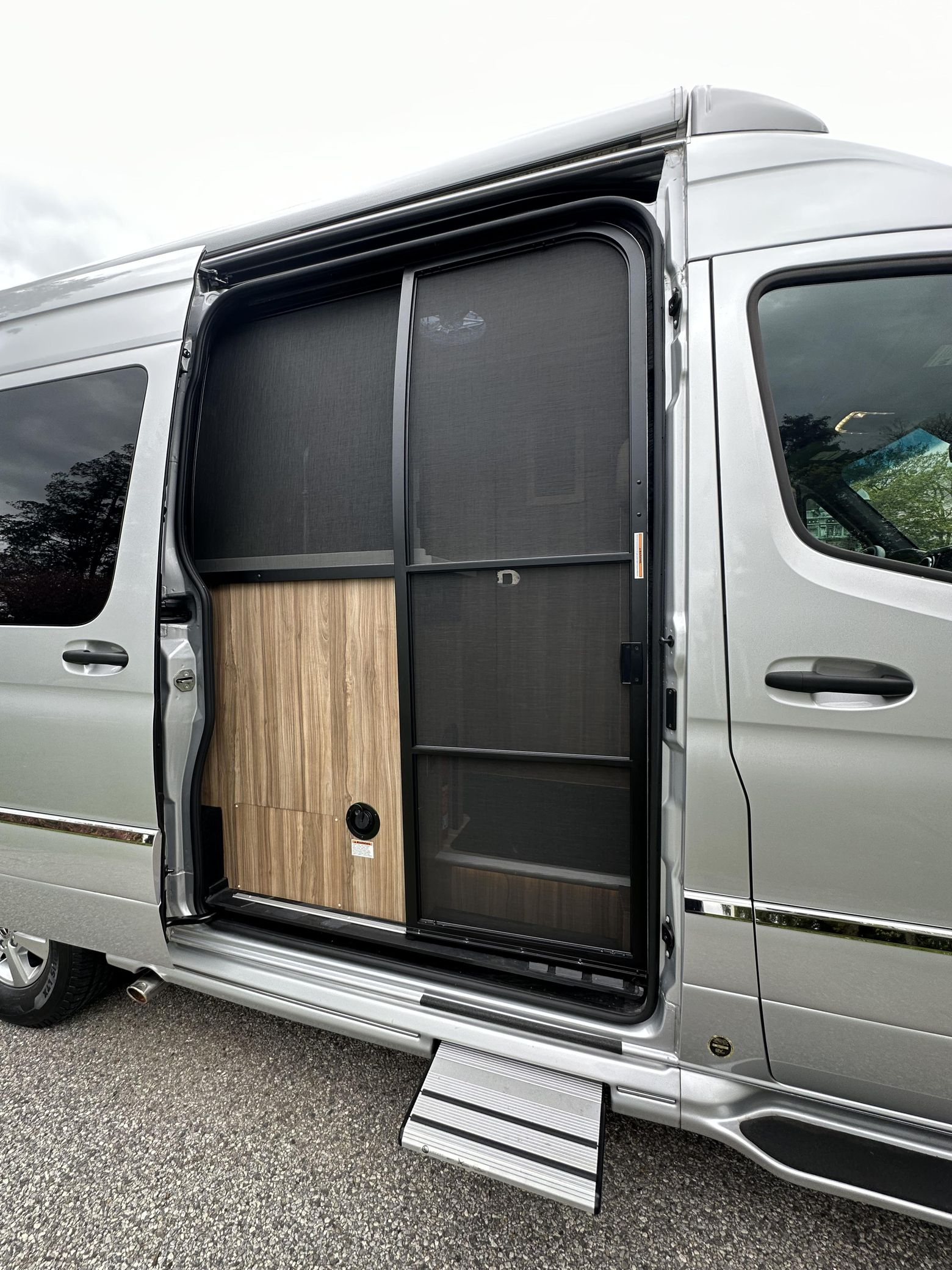 2020 Airstream Interstate 19 Tommy Bahama Edition 4x4 - Image 85