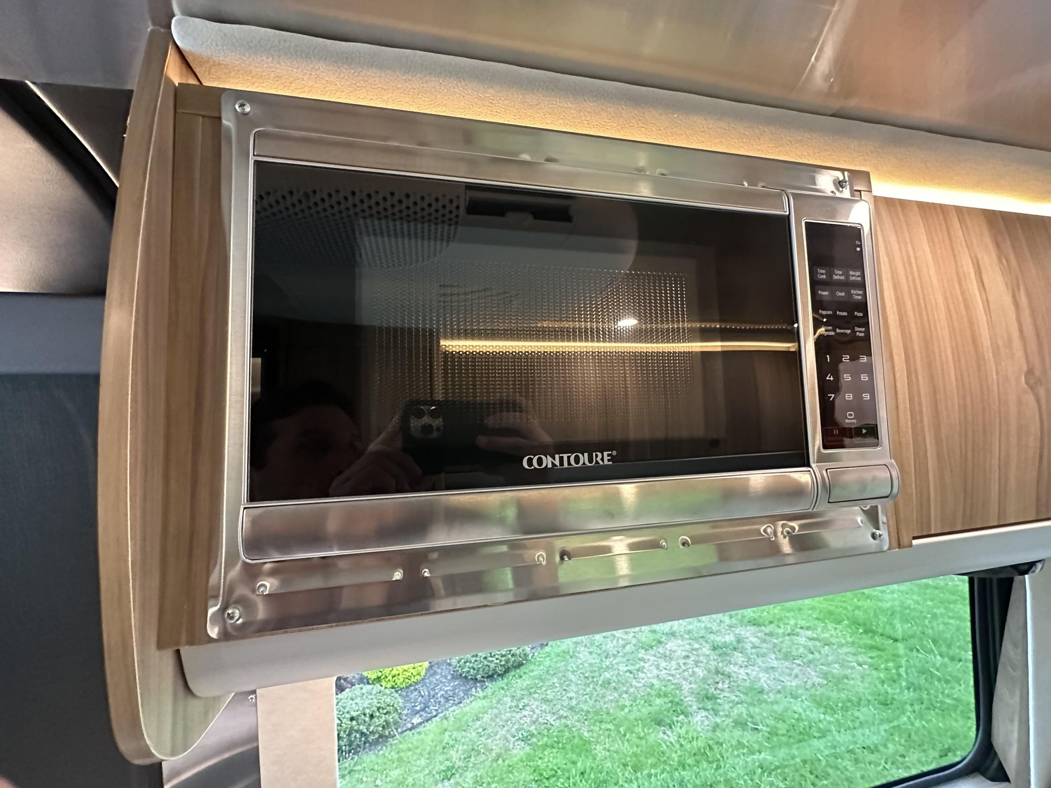 2020 Airstream Interstate 19 Tommy Bahama Edition 4x4 - Image 86