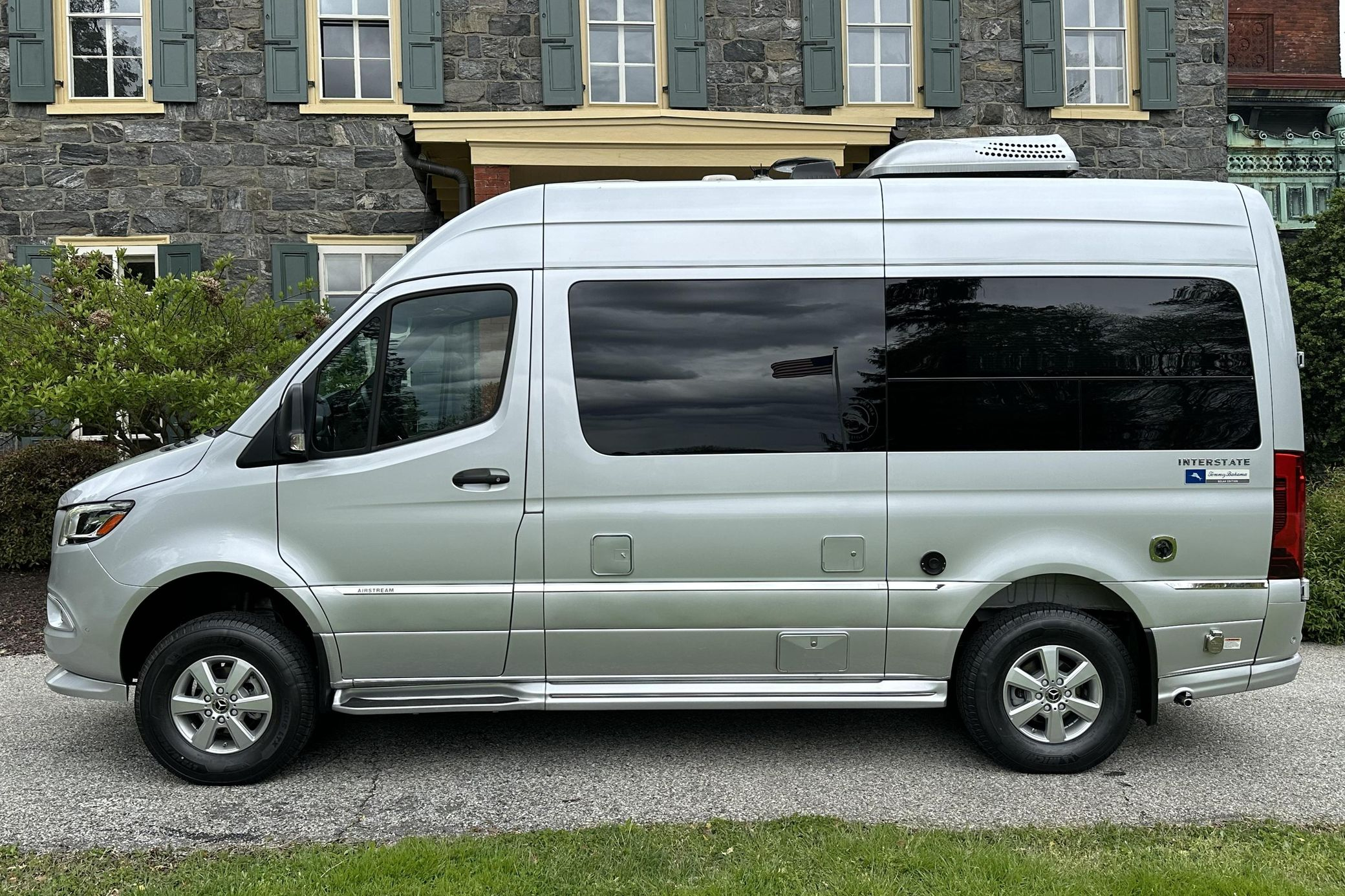 2020 Airstream Interstate 19 Tommy Bahama Edition 4x4 - Image 96