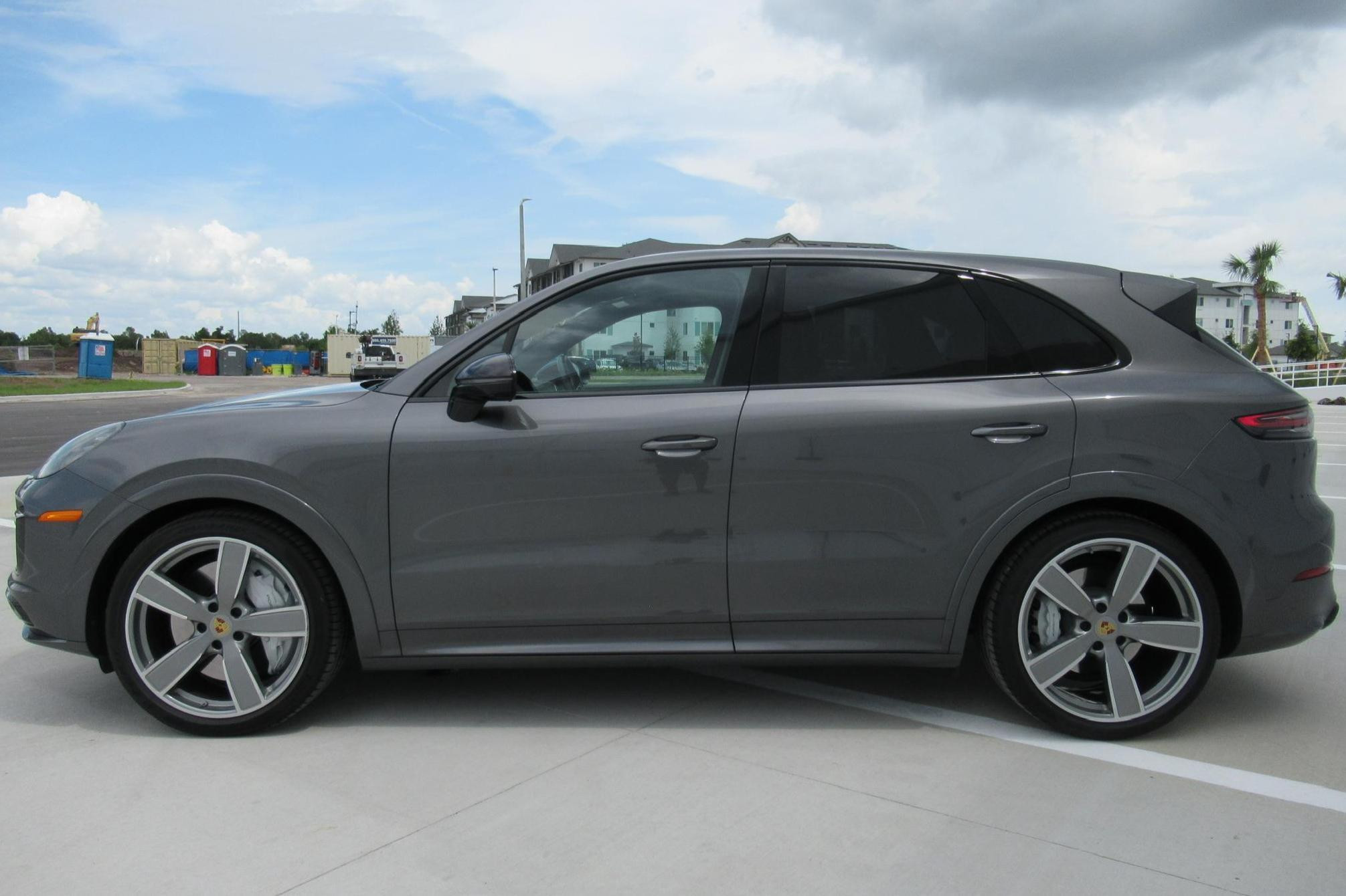 2019 Porsche Cayenne Turbo - Image 10