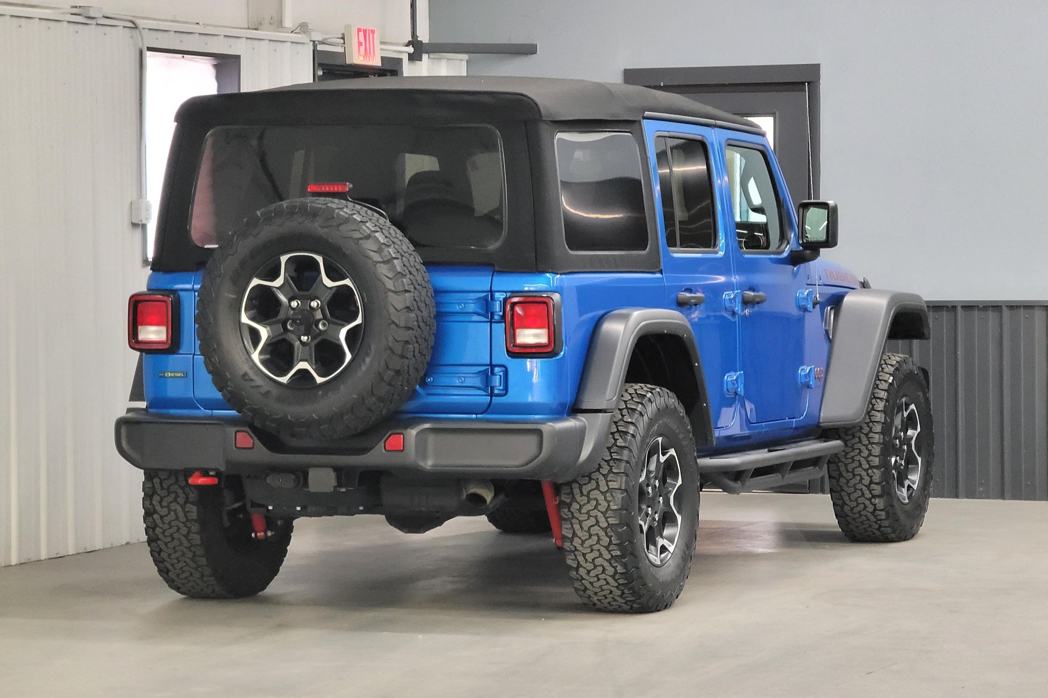 2023 Jeep Wrangler Rubicon - Image 103