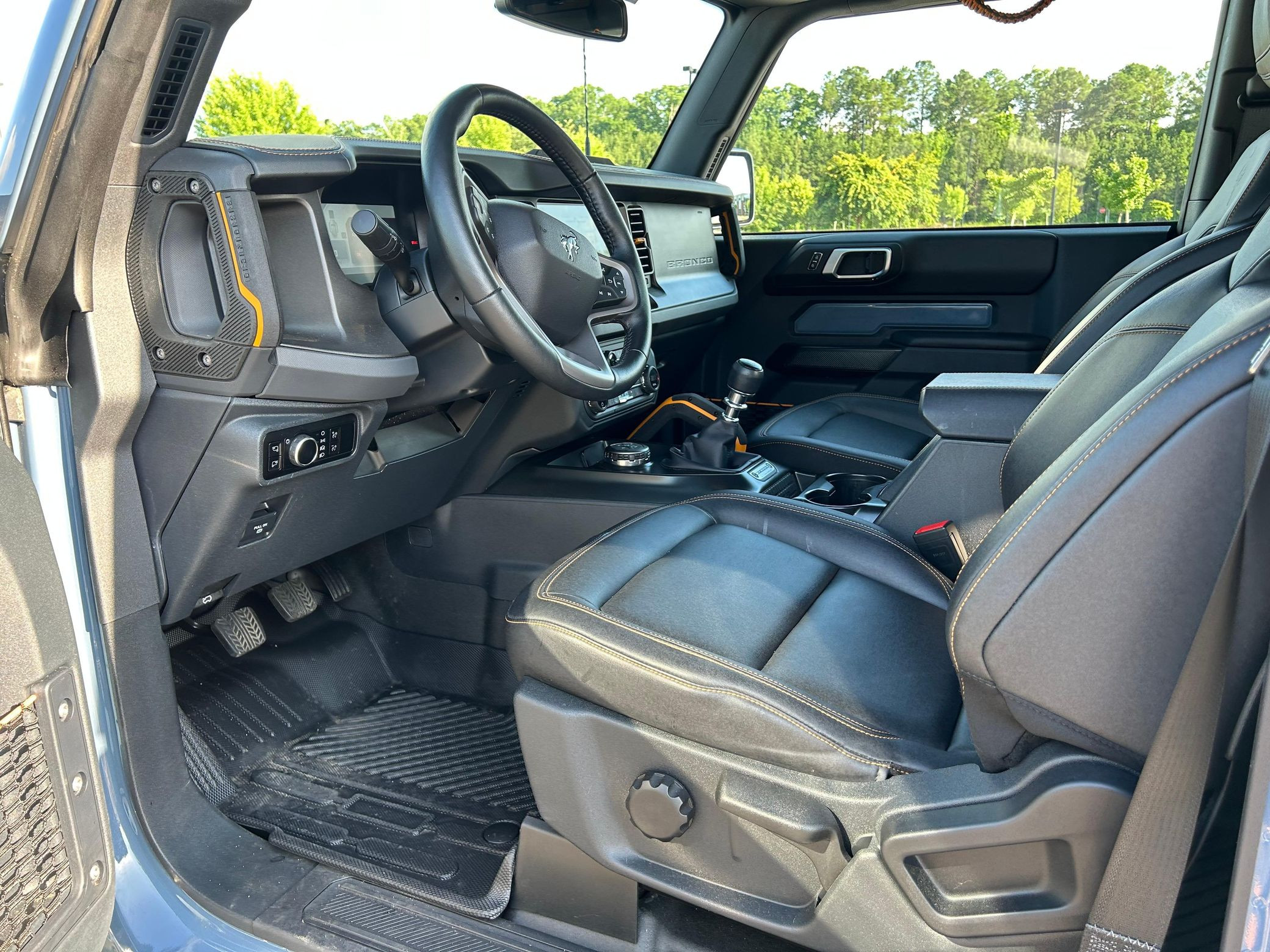 2024 Ford Bronco Badlands - Image 14