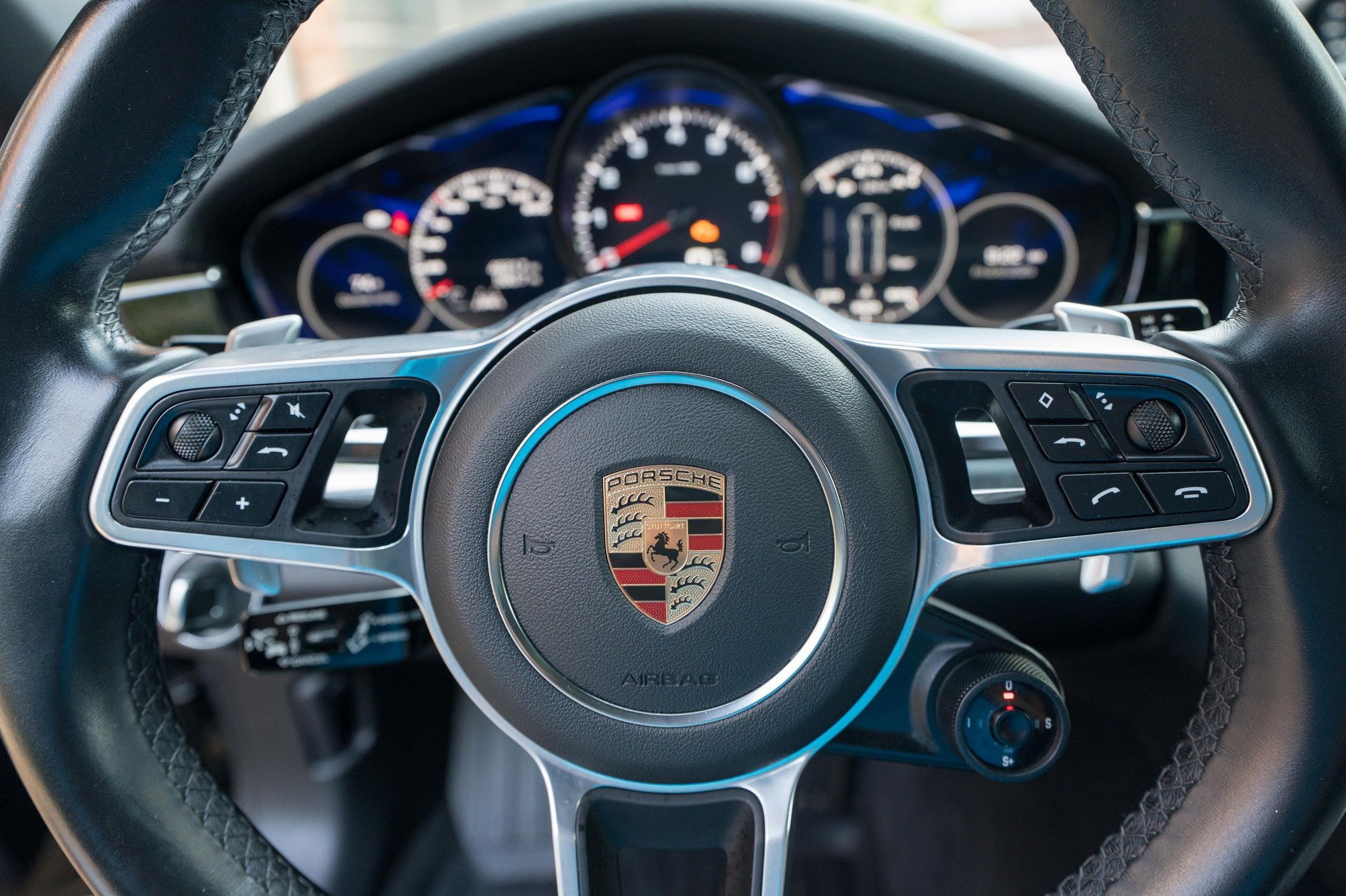 2020 Porsche Panamera 4S - Image 43