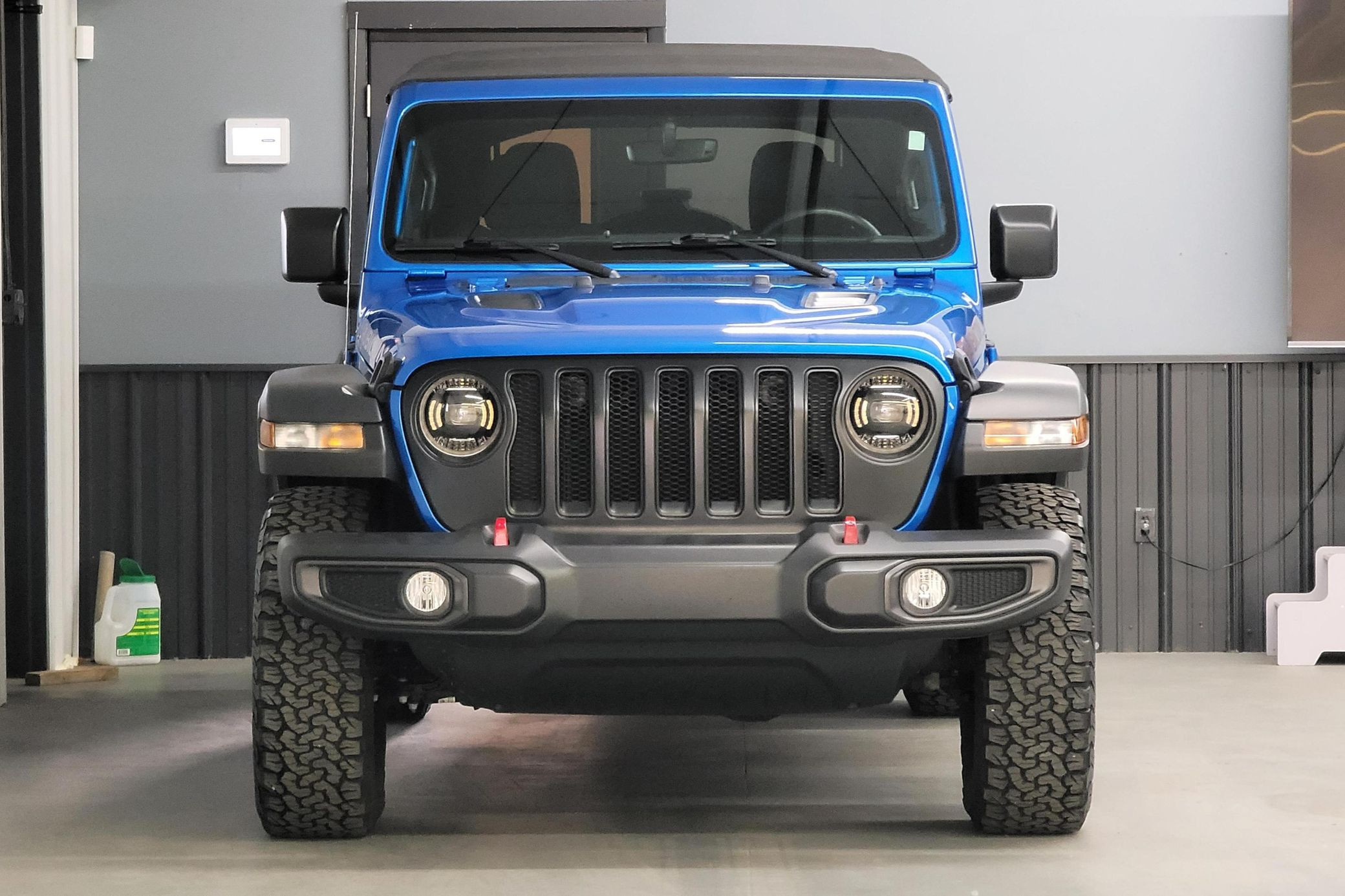 2023 Jeep Wrangler Rubicon - Image 104
