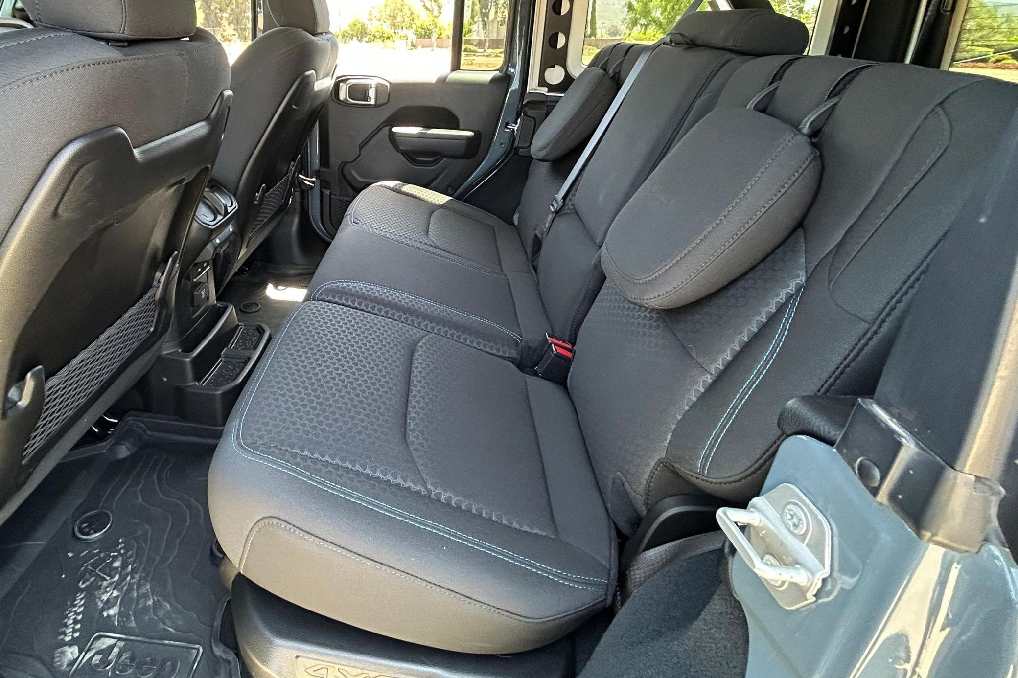 2024 Jeep Wrangler Rubicon 4xe - Image 19